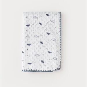 BULUT DESENLİ TOPÇİKLİ FLUFFY BATTANİYE